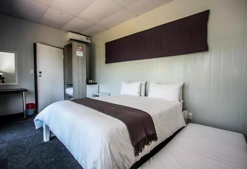 هتل Sleepover Kruger Gate