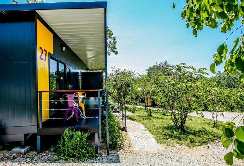 Отель Sleepover Kruger Gate