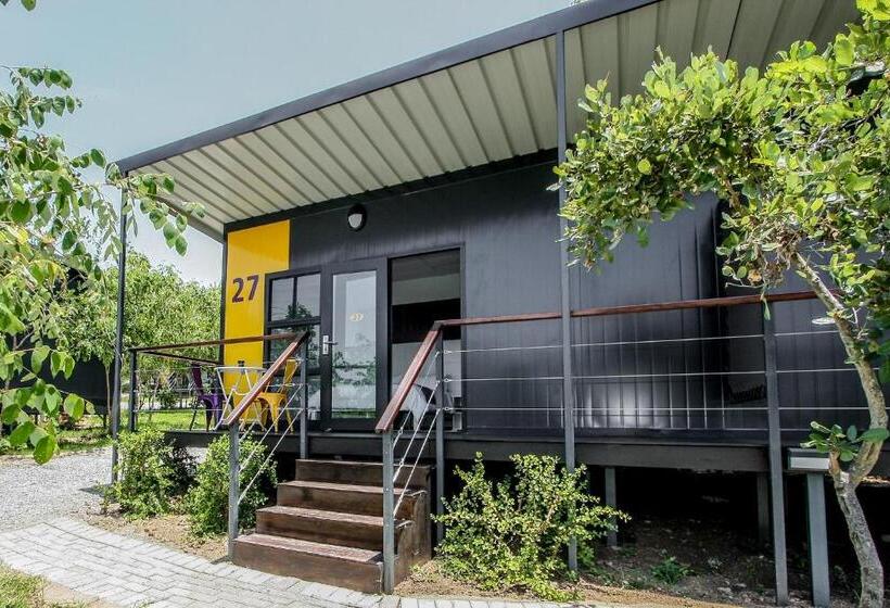 Отель Sleepover Kruger Gate