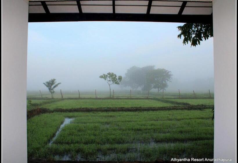 هتل Athyantha Resort