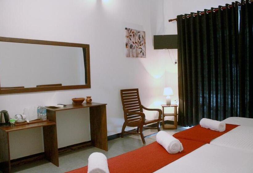 هتل Athyantha Resort