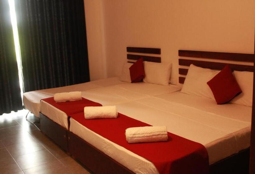 هتل Athyantha Resort