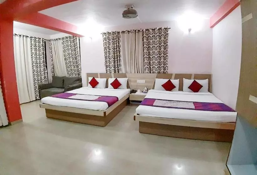 هتل Fab Jk Mahabaleshwar