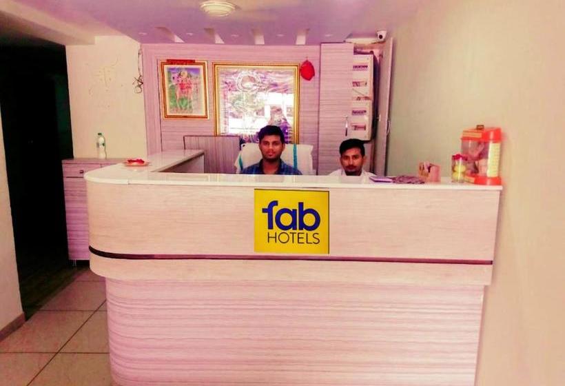 Hotel Fab King S Palace