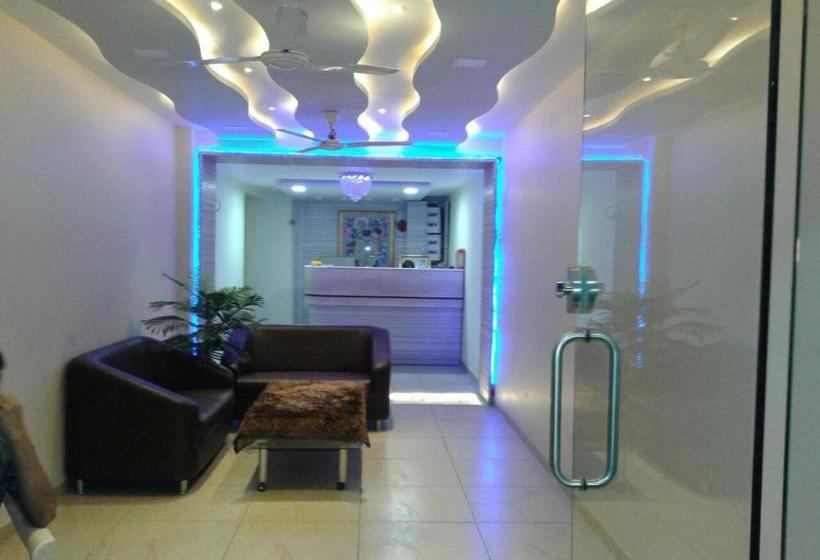 Hotel Fab King S Palace