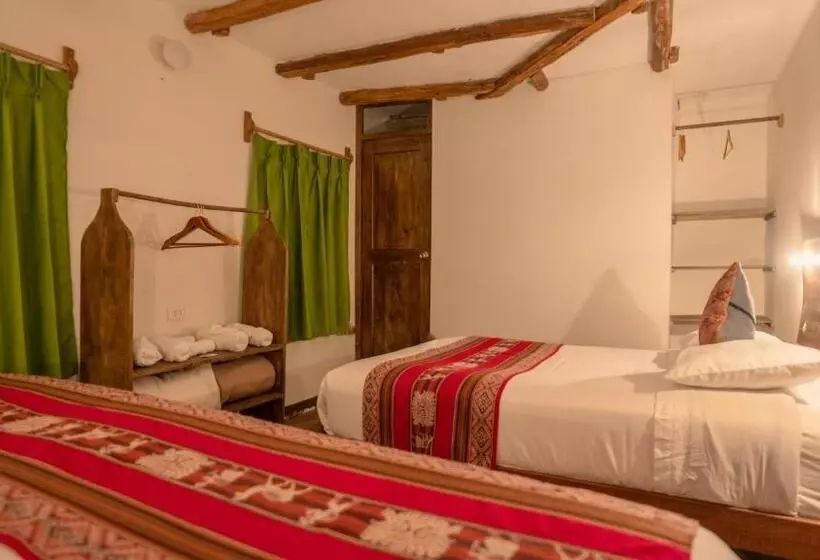 هتل Mama Green Ecolodge & Permaculture Farm
