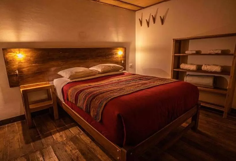 هتل Mama Green Ecolodge & Permaculture Farm