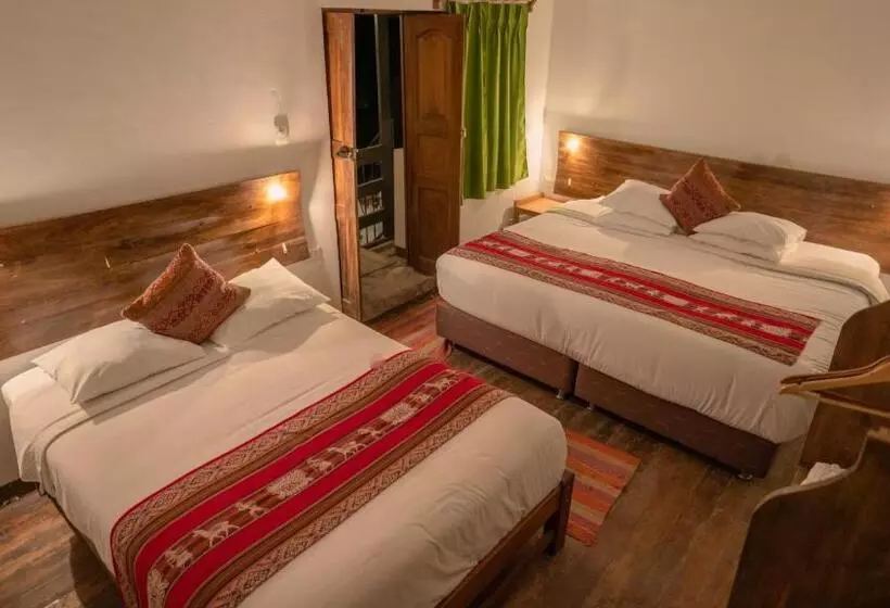 هتل Mama Green Ecolodge & Permaculture Farm