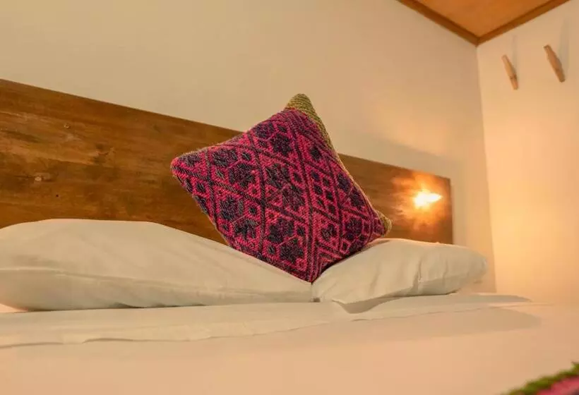 هتل Mama Green Ecolodge & Permaculture Farm
