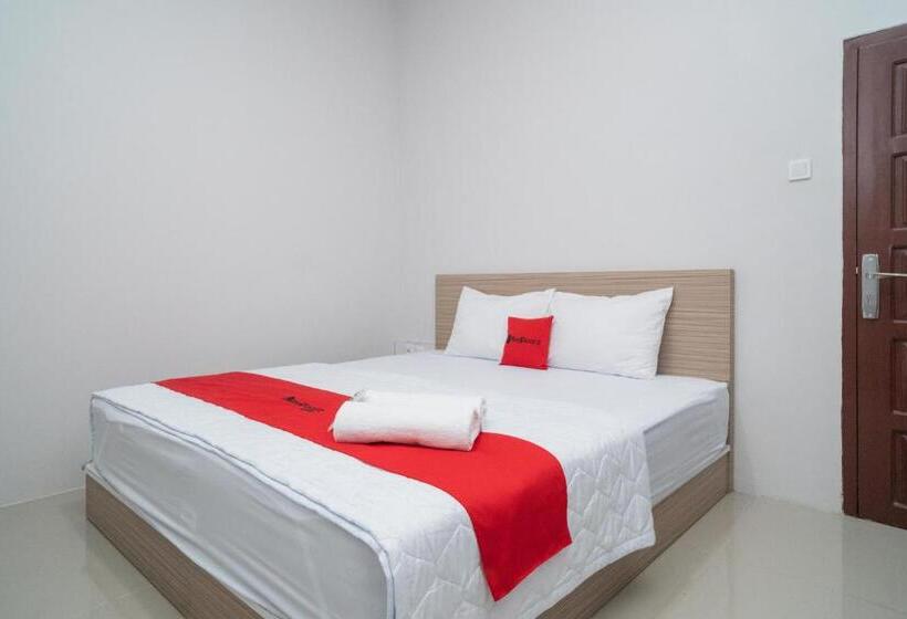 בית מלון כפרי Reddoorz Syariah Near Jalan Ahmad Yani Banjarmasin 3