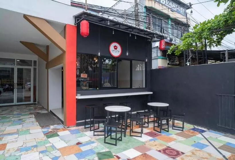 ホテル Reddoorz Syariah Near Jalan Ahmad Yani Banjarmasin 3