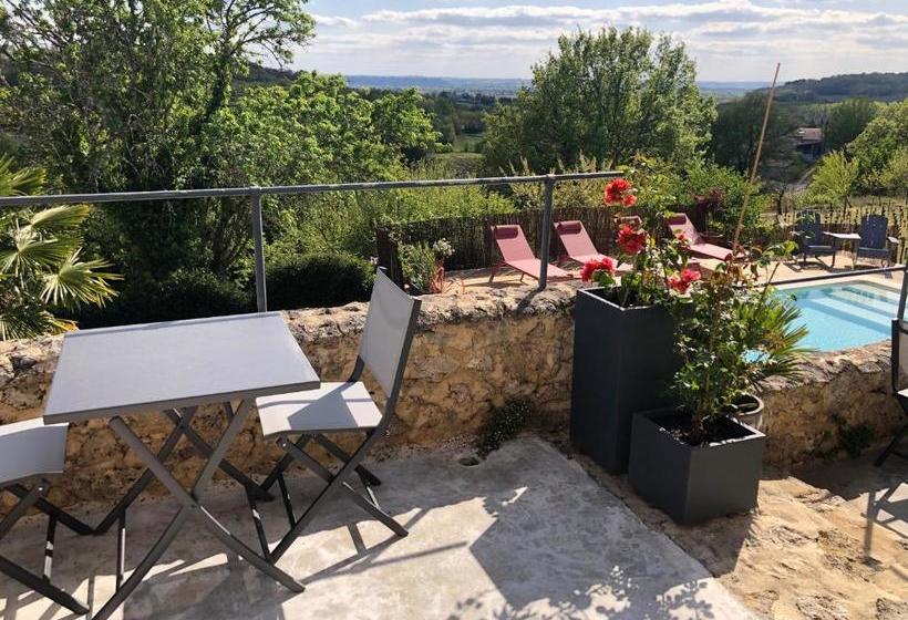 פנסיון Château Haut Clarise