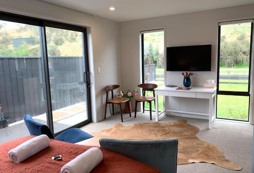 بنسيون Hillside Studio