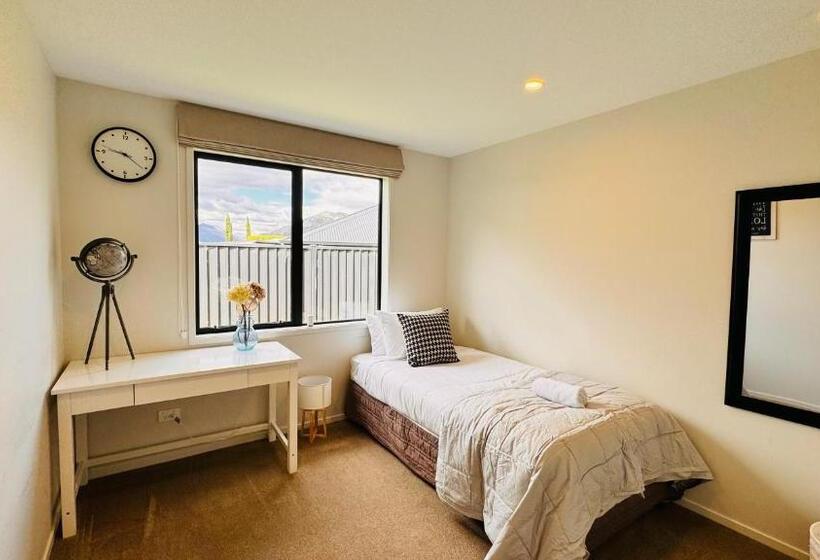 بنسيون Hillside Studio