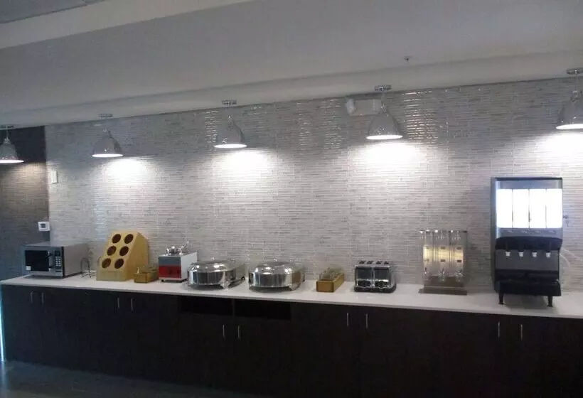 ホテル Best Western Plus Mcpherson