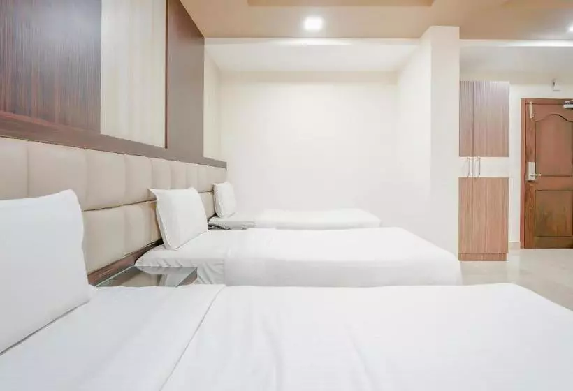 هتل Fab Le Palais