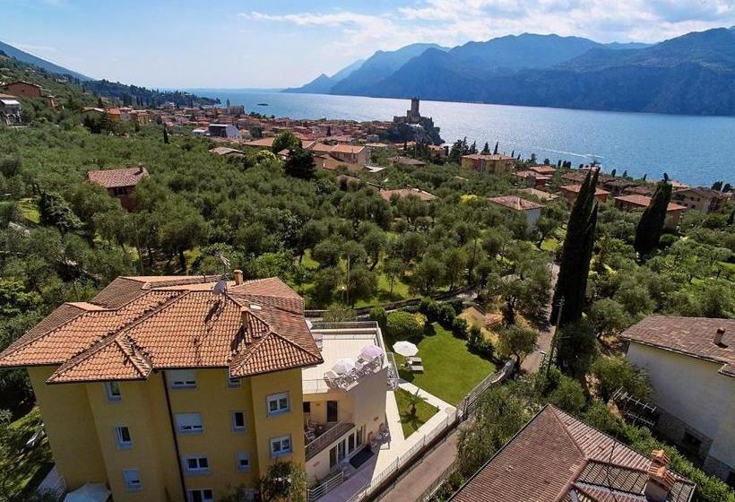 La Pervinca Apartments