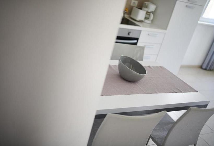 La Pervinca Apartments