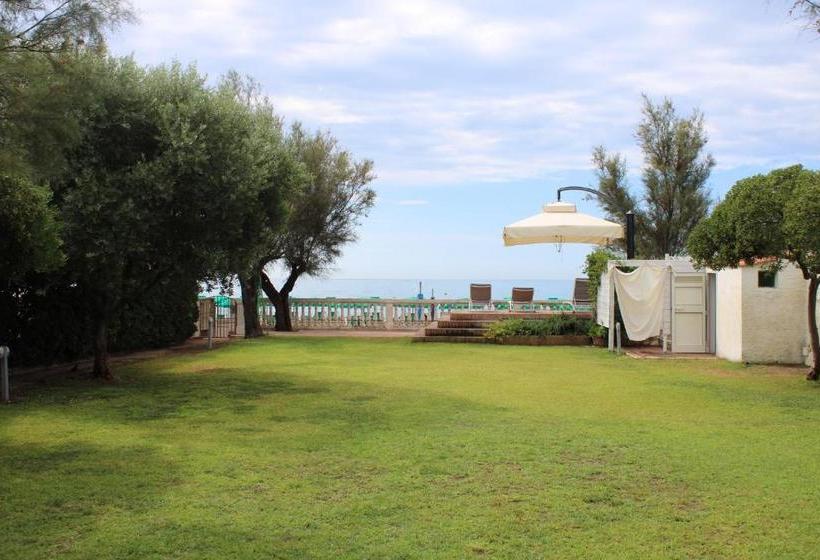 פנסיון Villa Degli Squali Suite Home