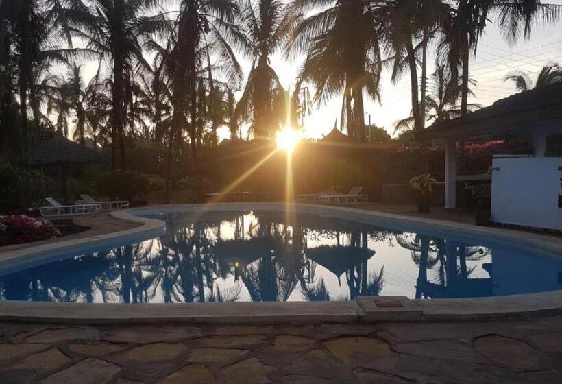 Watamu Sunrise Villa