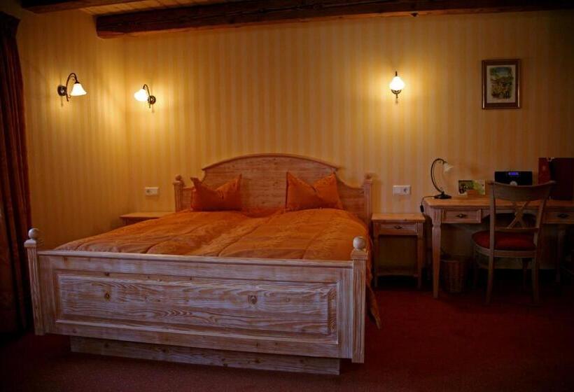 Weingut Schuh   Pension Zur Bosel