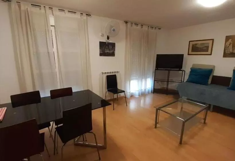 Apartamentos Auhabitat Zaragoza, Edificio De Apartamentos Turísticos