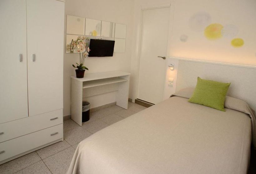 مسافرخانه Tarba