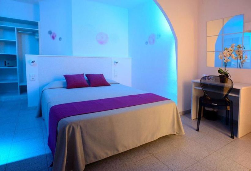 مسافرخانه Tarba