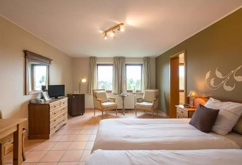 ホテル A La Ferme Du Pere Eugene