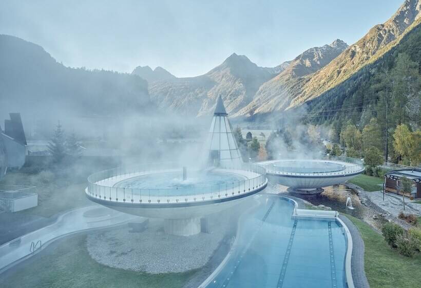 Aqua Dome 4 Sterne Superior Hotel & Tirol Therme Längenfeld