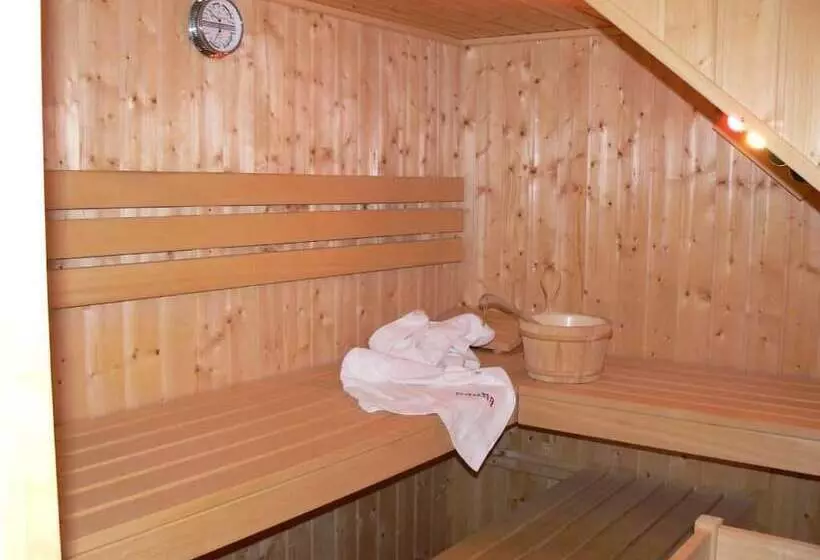 Отель Bed & Breakfast Jungholz   Pension Katharina