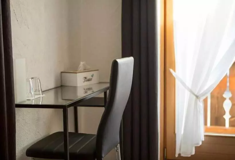 Отель Bed & Breakfast Jungholz   Pension Katharina