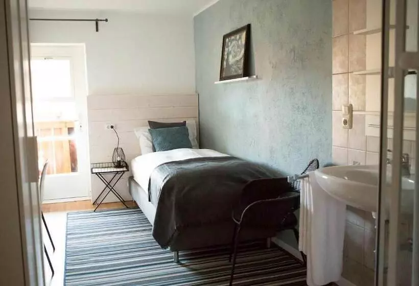 Отель Bed & Breakfast Jungholz   Pension Katharina