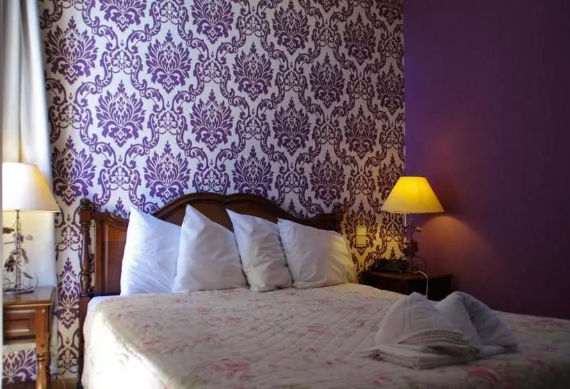 ホテル Chateau De Latour