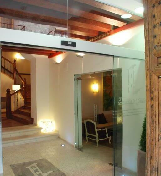 فندق Convento Del Giraldo