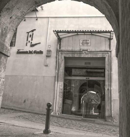 فندق Convento Del Giraldo