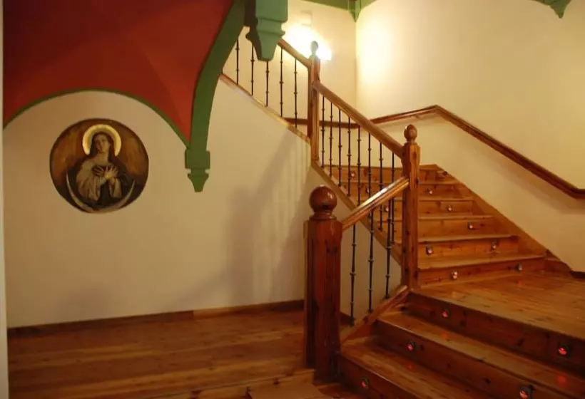 هتل Convento Del Giraldo