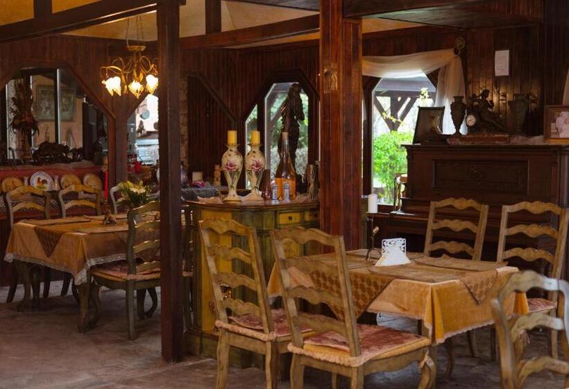 هتل Dallas Residence