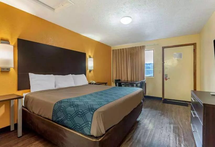 هتل Econo Lodge Nashville North Opryland
