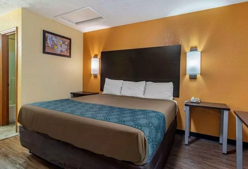 هتل Econo Lodge Nashville North Opryland