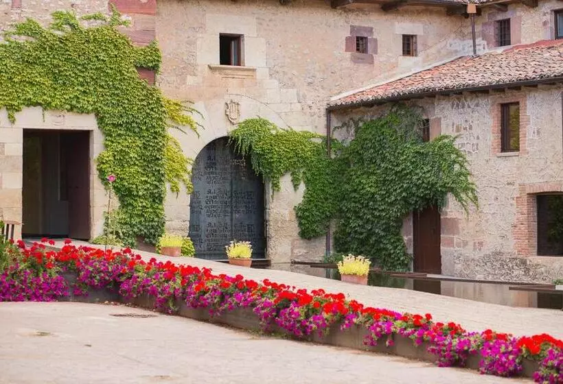 Hotel Boutique El Convento De Mave