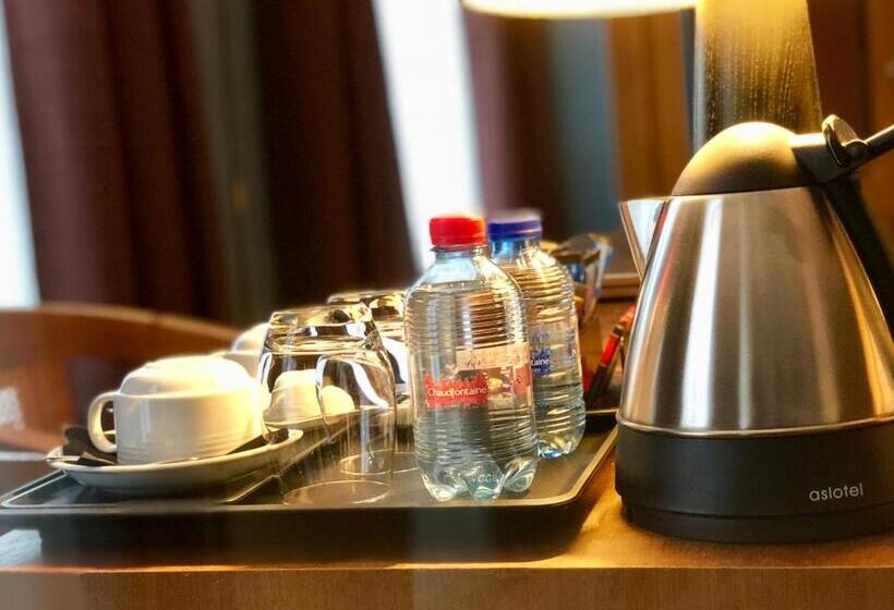 هتل Hof Van Aragon