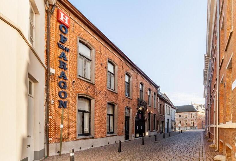 هتل Hof Van Aragon