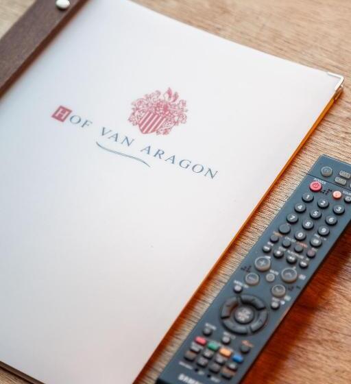 هتل Hof Van Aragon