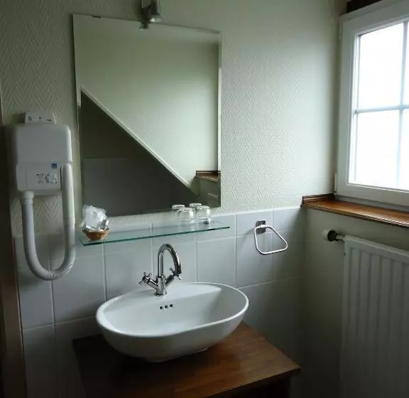 Отель Hostellerie Des Tilleuls