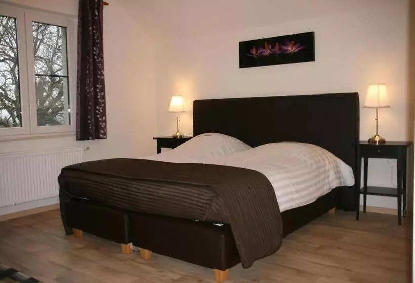 Отель Hostellerie Des Tilleuls