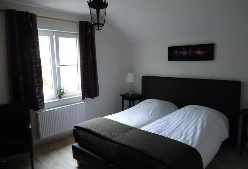 Отель Hostellerie Des Tilleuls