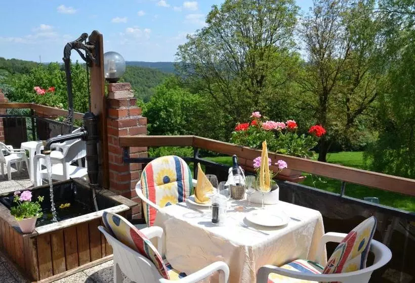 هتل Hostellerie Doux Repos