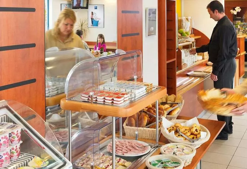 هتل Ibis Budget Aachen Raeren Grenze