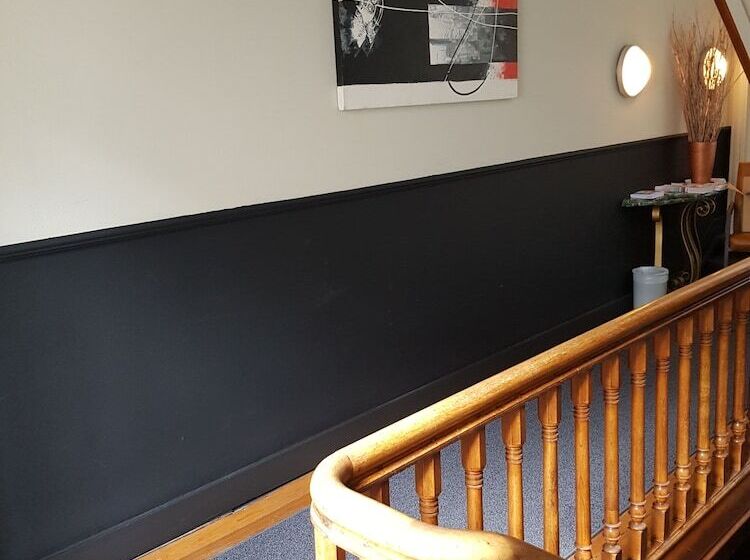 בית מלון כפרי Industrie